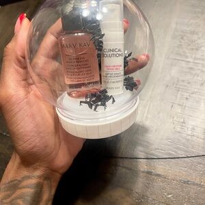 MK Snow Globe❄️💕 ft. Mary Kay Oil-Free Eye Makeup Remover & Restore Facial Milk